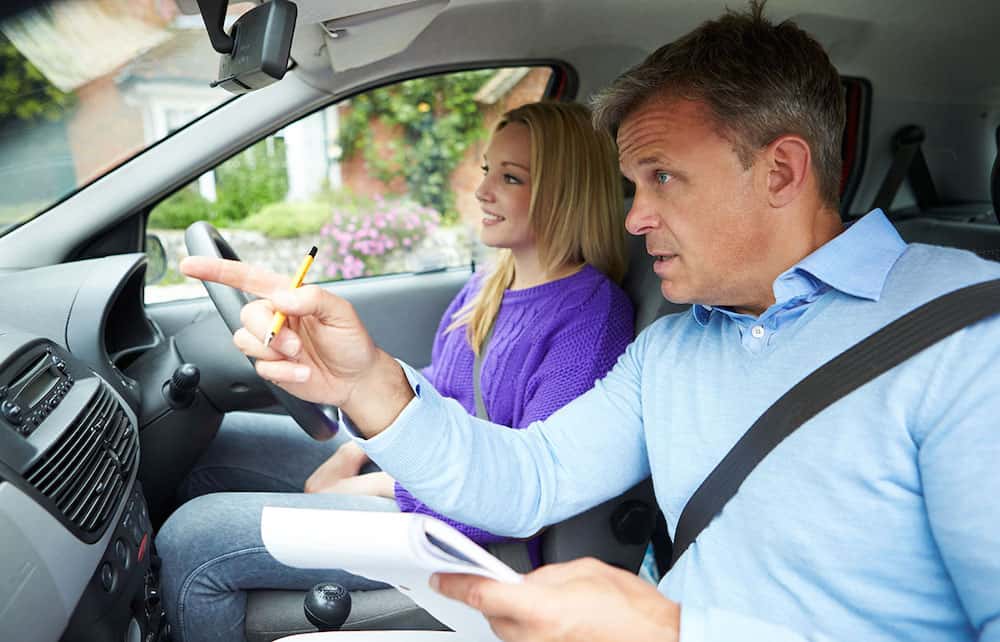 How To Choose The Best Kind Of Driving Instructor